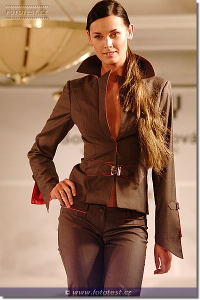 Tinity - Petra Sala�ov�