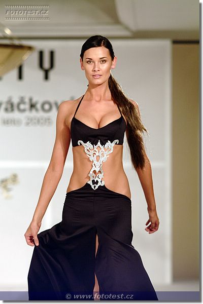 Tinity - Petra Sala�ov�