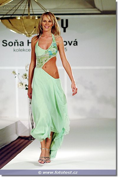 Tinity - Diana Kobzanov�