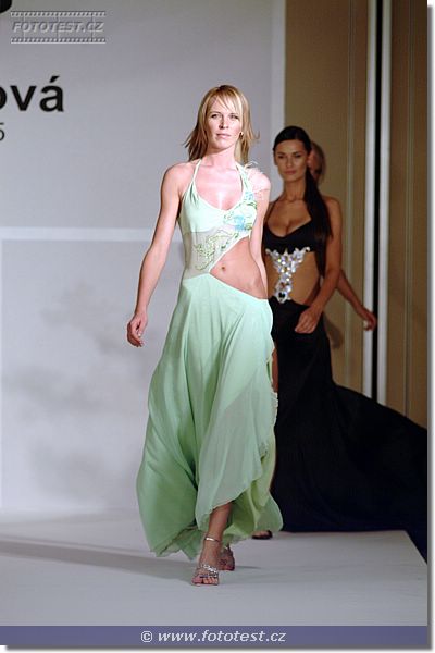 Tinity - Diana Kobzanov�