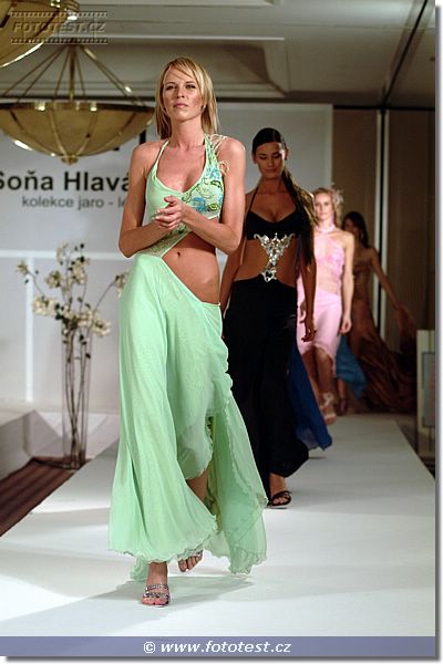 Tinity - Diana Kobzanov�